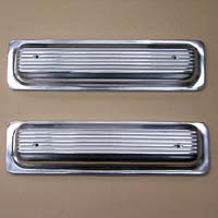Polished,Chevrolet Small Block,87-98,Center Bolt,Finned Top Polished,Chevrolet Small Block,87-98,Center Bolt,Finned Top